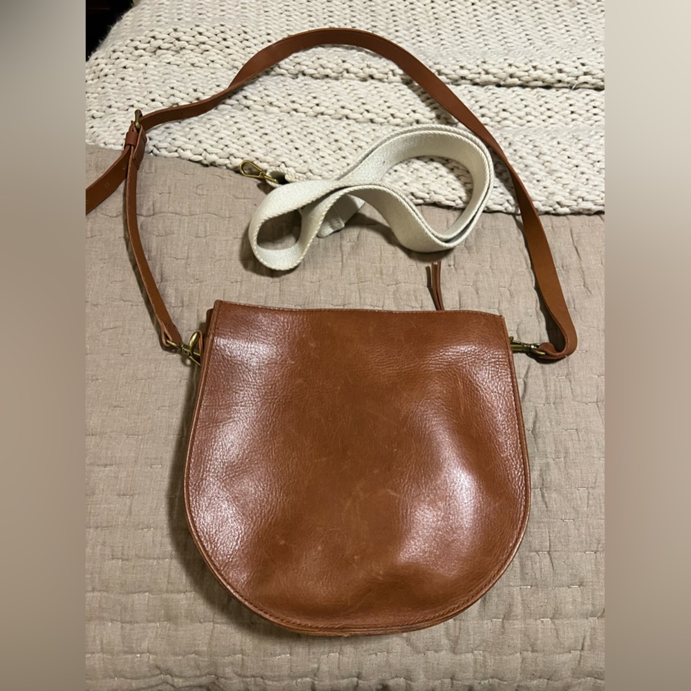 Madewell The Transport Saddlebag - Picture 2 of 8